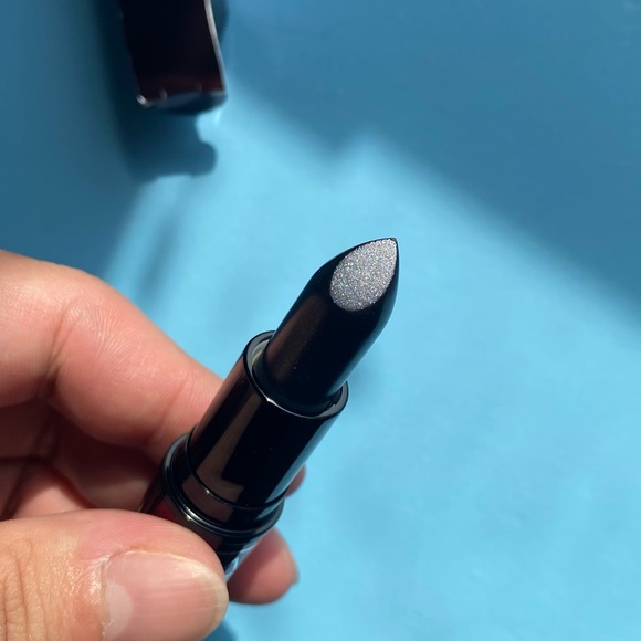 Mac X Aaliyah Lipstick in Street Thing - Picture 12 of 15